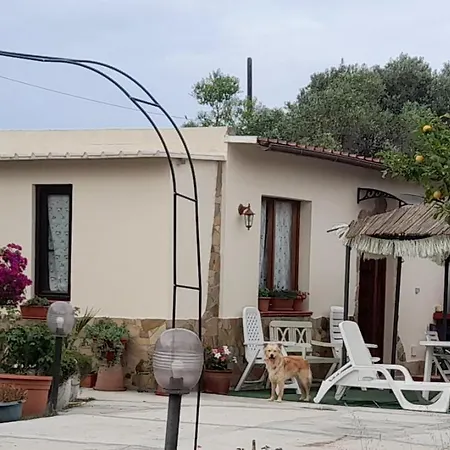 Lella Margine Rosso Holiday home *